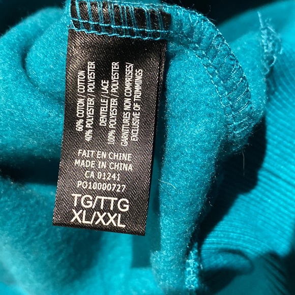 Mark Antoine Collection at Simons - Picture 10 of 10